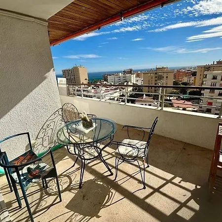 En La Nogalera, Terraza Vistas, 90 Metros 4 Personas * Торремолинос