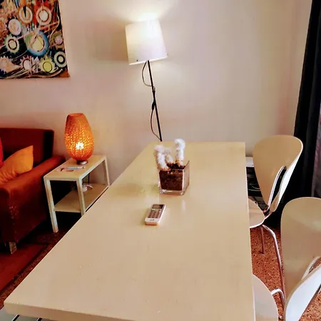 En La Nogalera, Terraza Vistas, 90 Metros 4 Personas Апартаменты