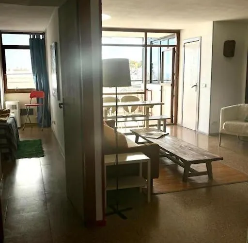 En La Nogalera, Terraza Vistas, 90 Metros 4 Personas Διαμέρισμα *