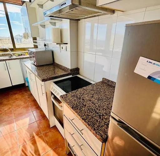 En La Nogalera, Terraza Vistas, 90 Metros 4 Personas Apartmán